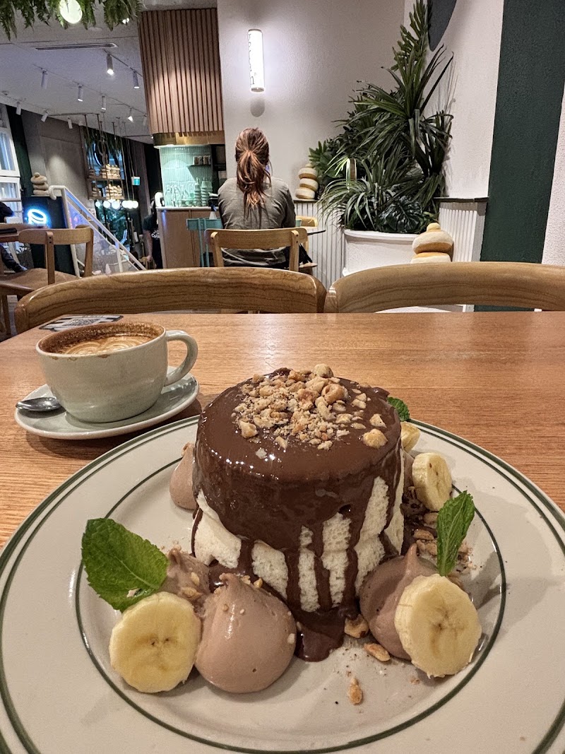 Gram Cafe & Pancakes The Galeries 3