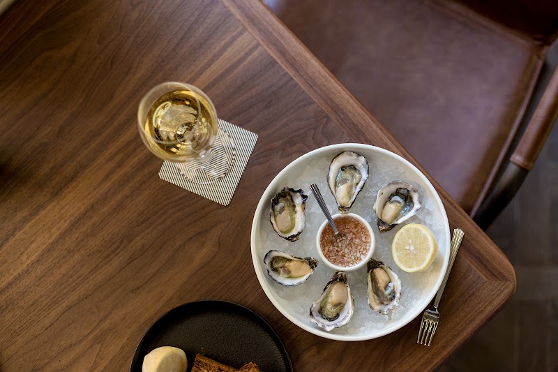 ESQ Bar + Dining 3