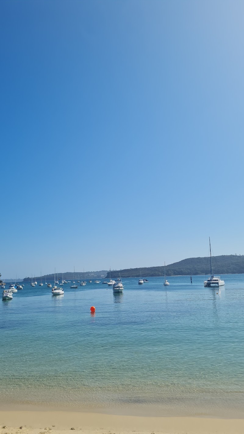 Manly Wharf Hotel, East Esplanade 3