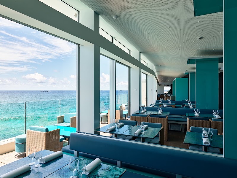 Icebergs Bar 3
