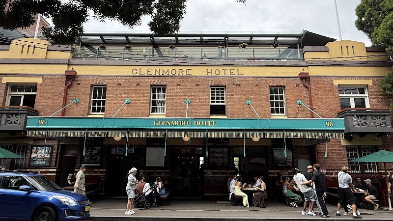 The Glenmore Hotel 4