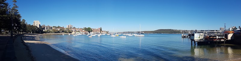 Manly Wharf Hotel, East Esplanade 4