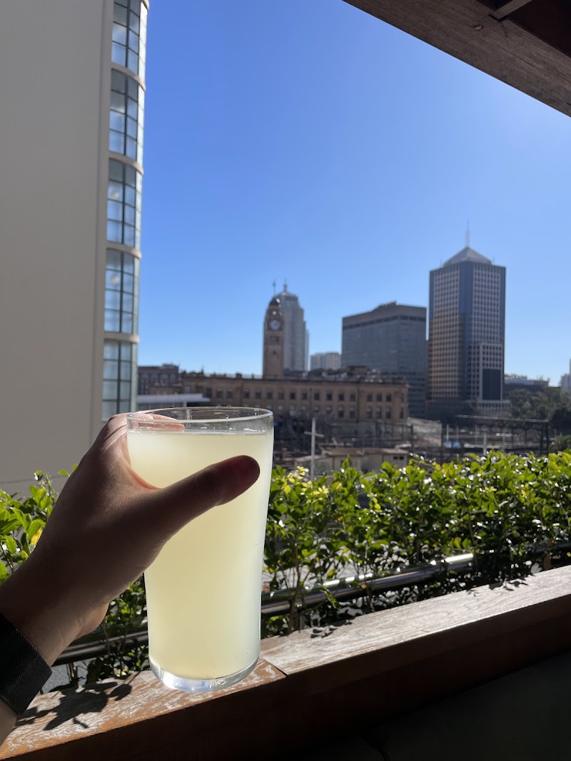 Aurora Rooftop Hotel 4