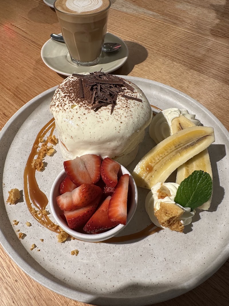 Gram Cafe & Pancakes The Galeries 5