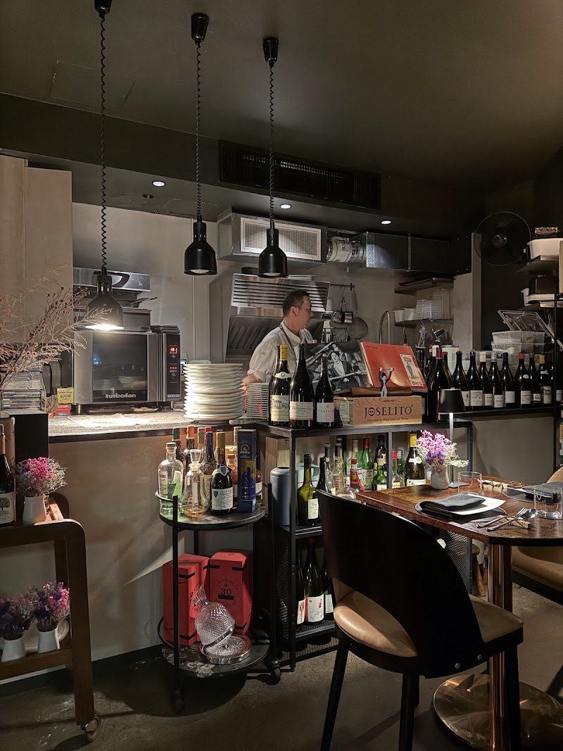 Le Salle Dining by Bar Chaplin 5