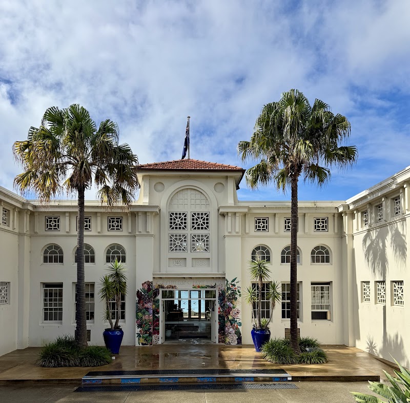 Bathers' Pavilion 5