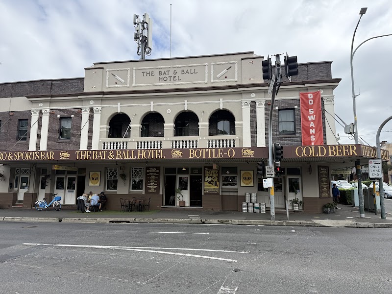 The Bat & Ball Hotel 5