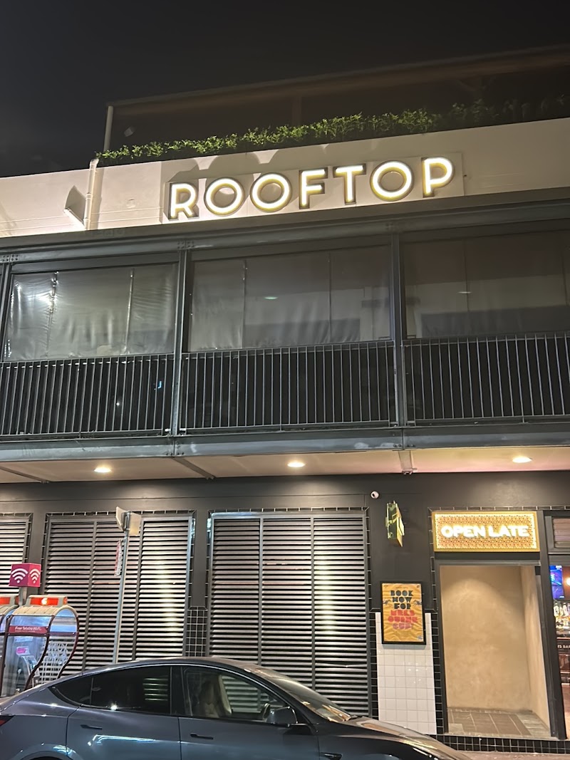 Aurora Rooftop Hotel 5