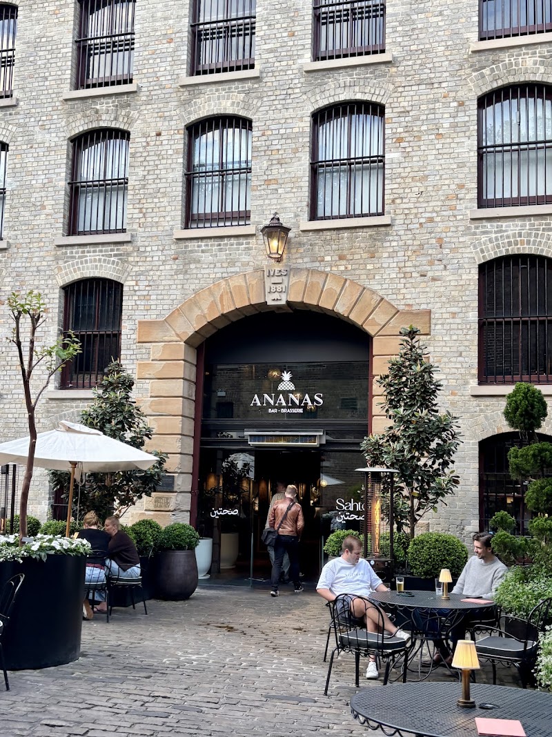 Ananas Bar & Brasserie 5