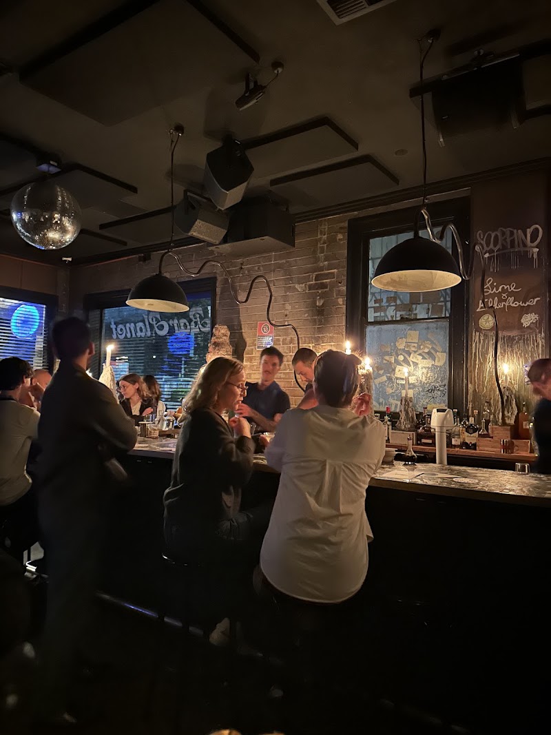 Bar Planet 6
