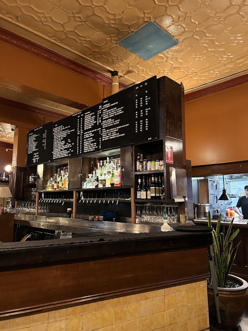 The Taphouse 6