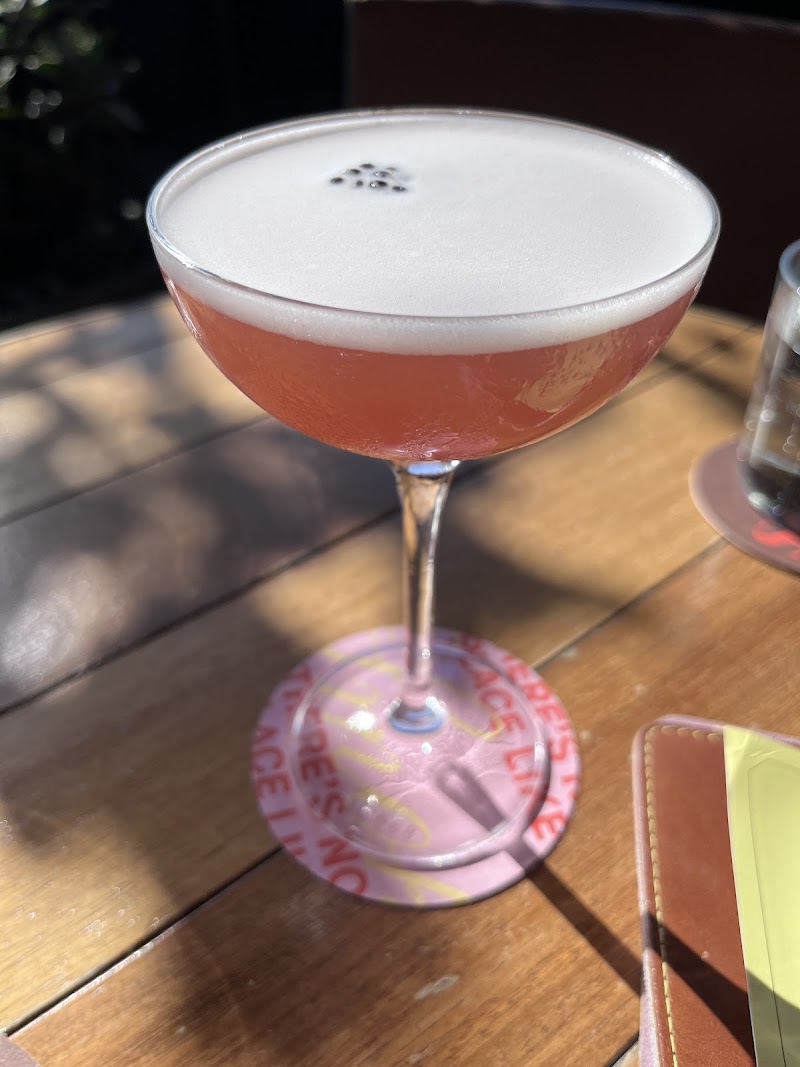 Smoke Bar 6