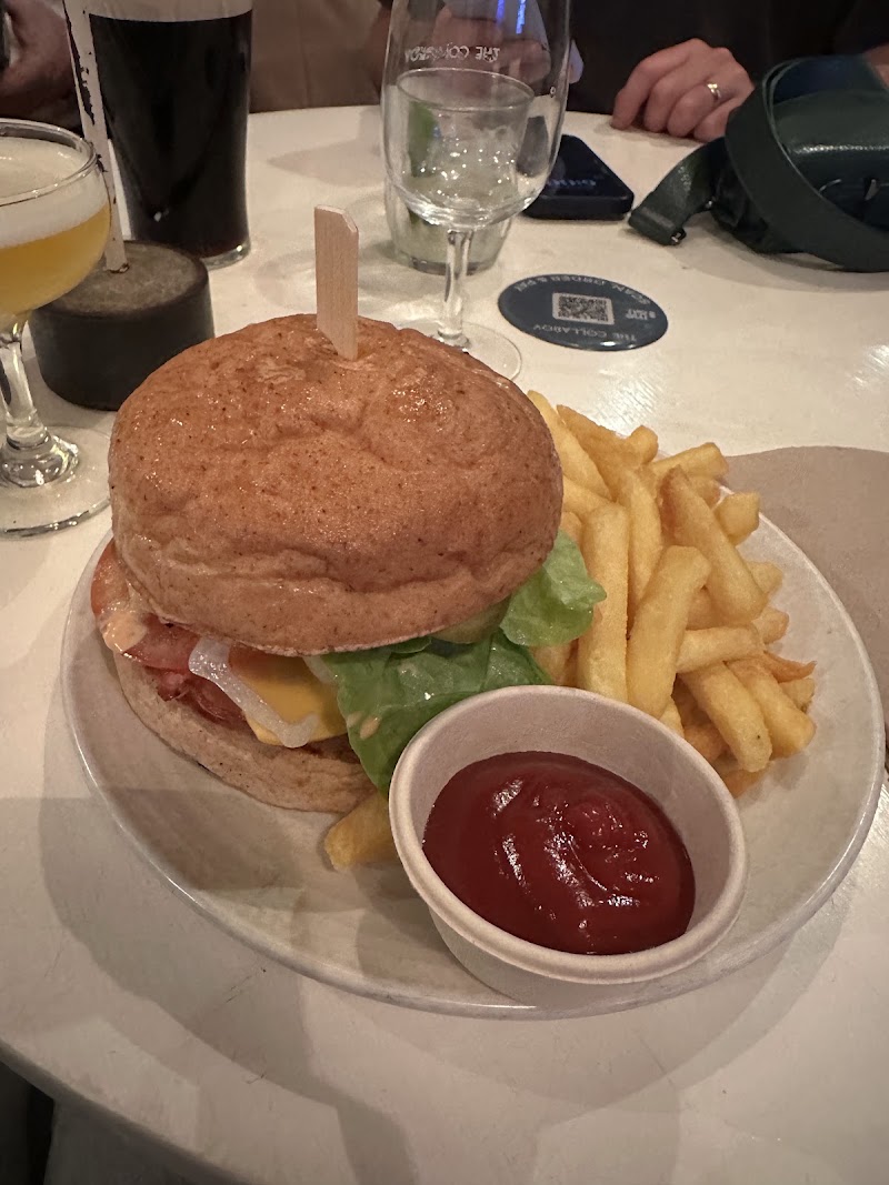 The Collaroy Hotel 6