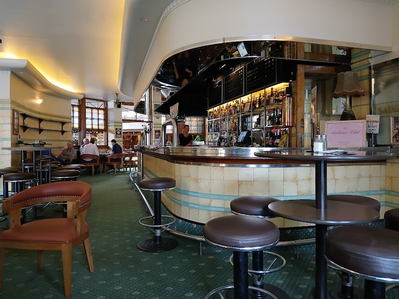 The Nelson Hotel 6